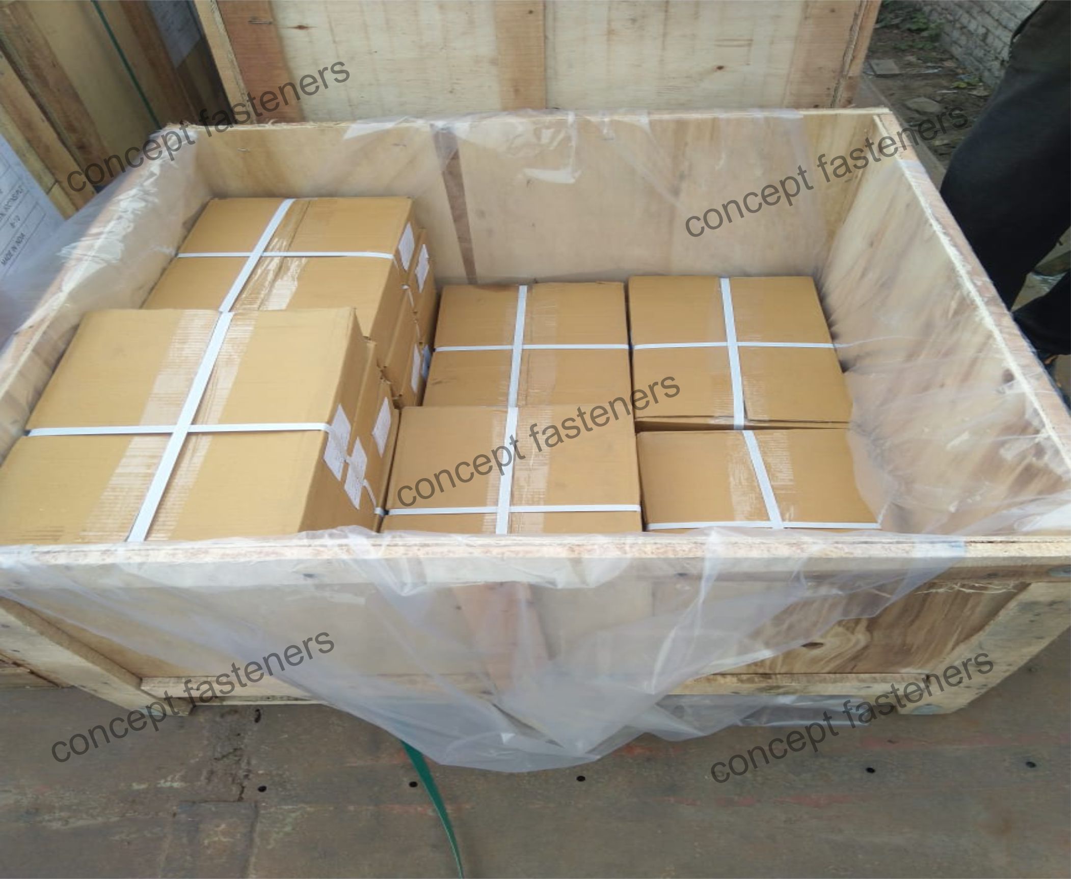 Bolts Packing